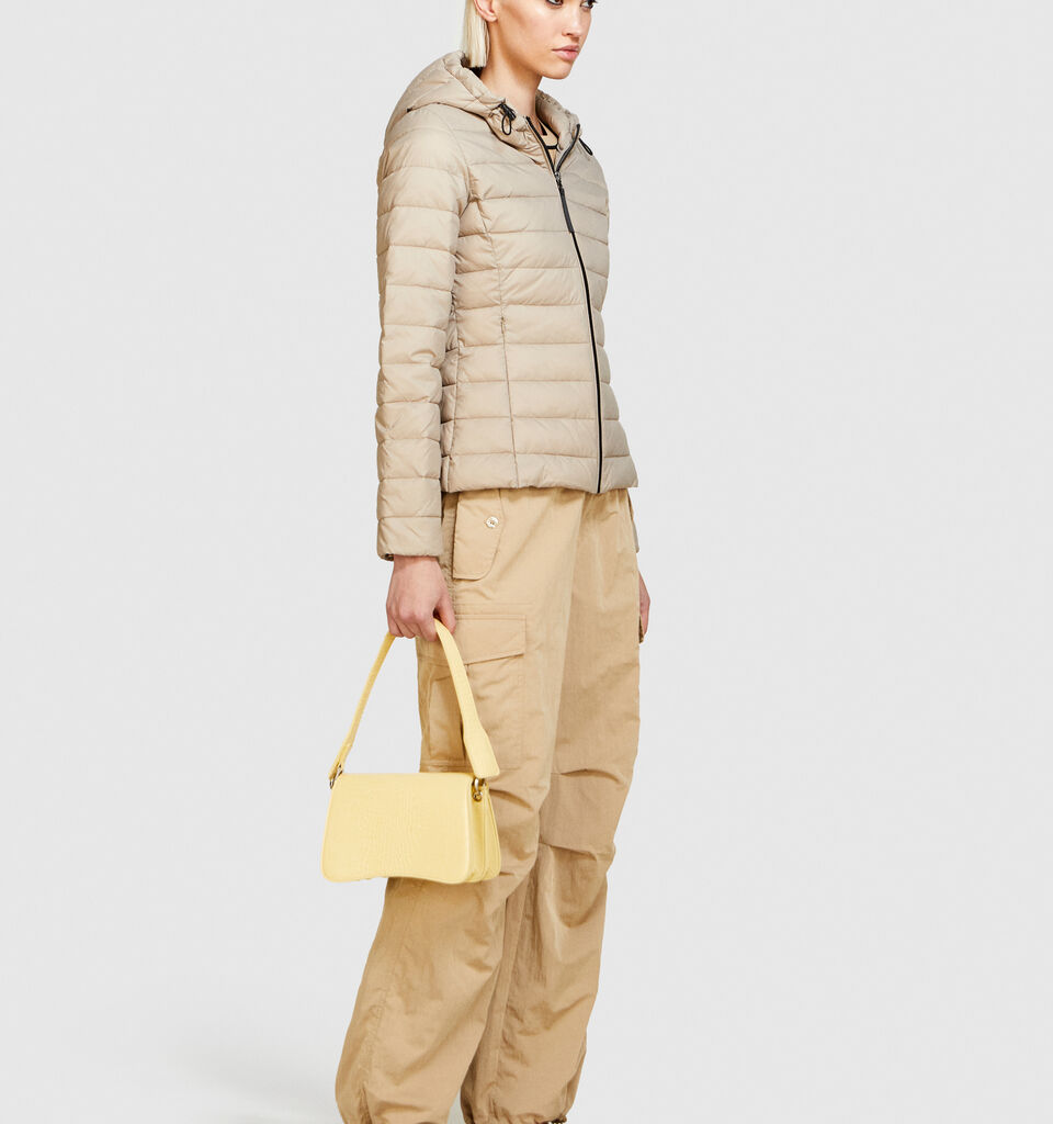 Padded slim comfort fit jacket - women's puffer jackets and coats - Beige | Sisley image number 2